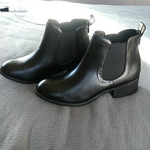 🤩 BRAND NEW Chelsea ankle boots